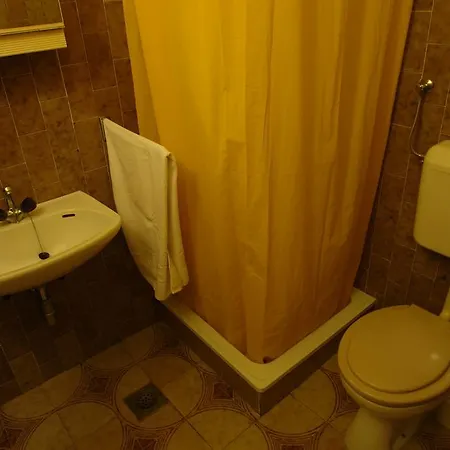 Benito Apartment