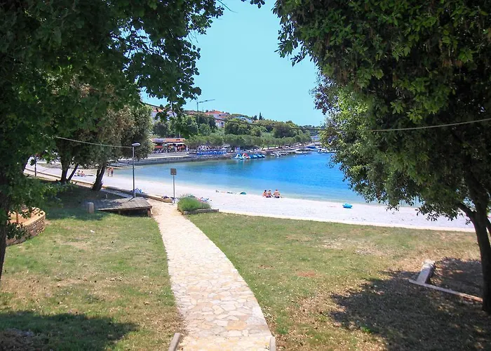 Benito * Pjescana Uvala